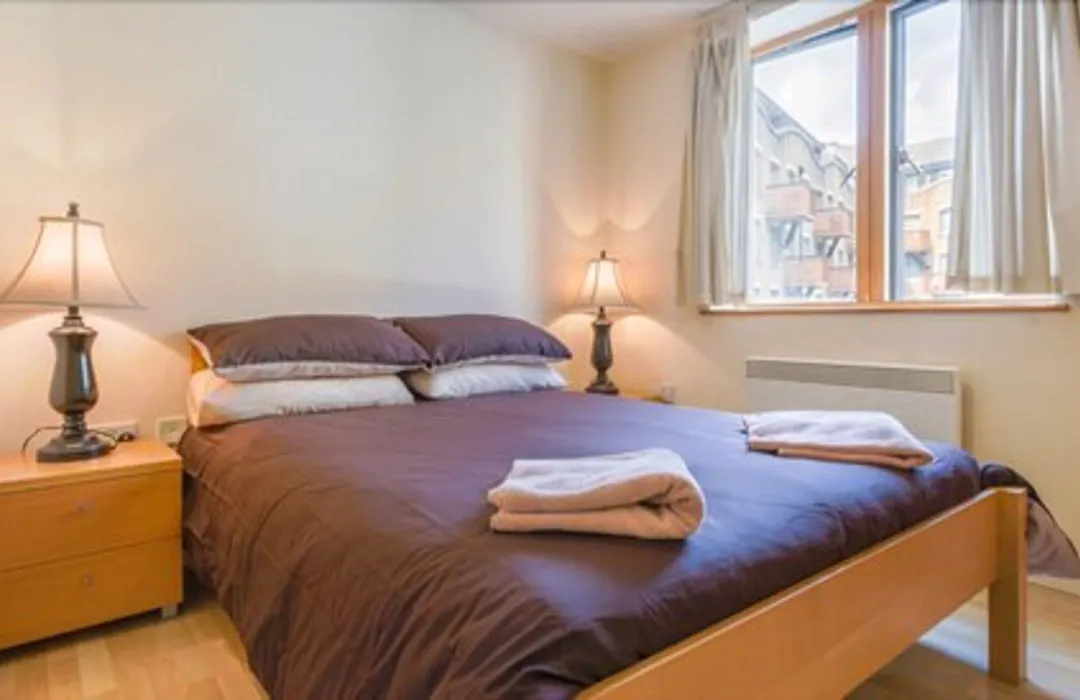 London Tower Bridge Apartments-1
